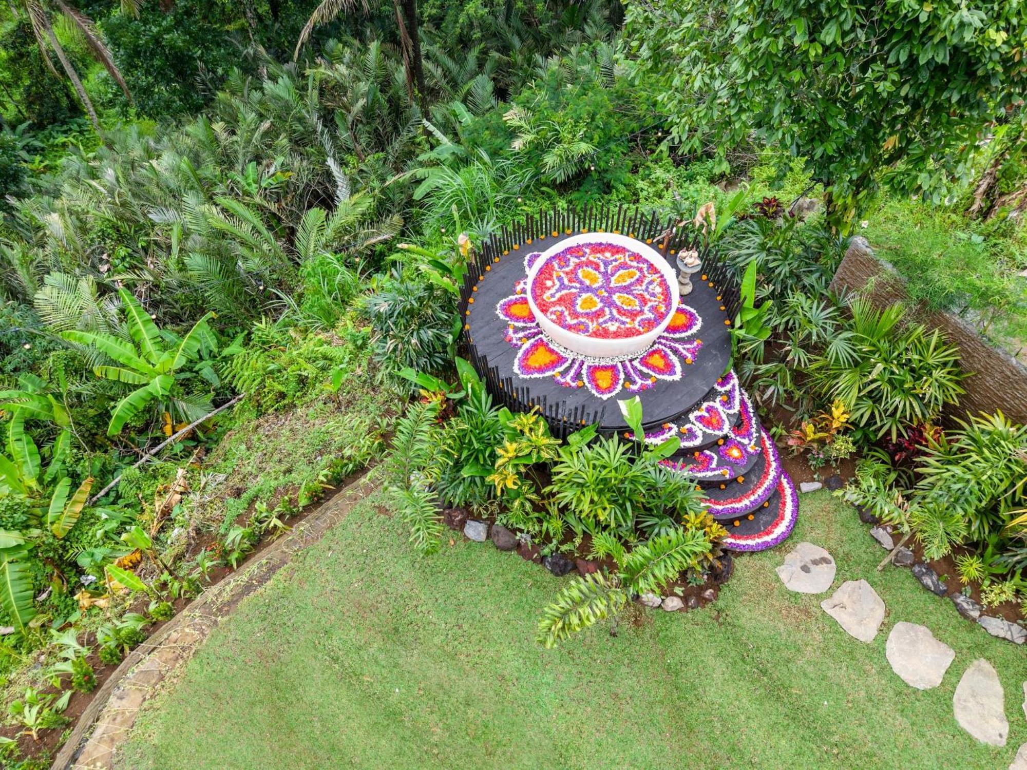 Magic Hills Bali - Magical Eco-Luxury Lodge Selat Eksteriør billede
